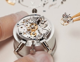 东莞劳力士手表走慢了维修电话